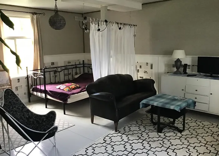 Vanha Kalastajatila Saaressa